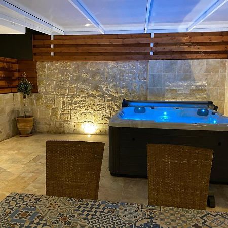 Villa Caerus Paphos Extérieur photo