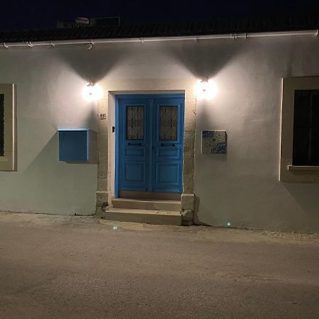 Villa Caerus Paphos Extérieur photo