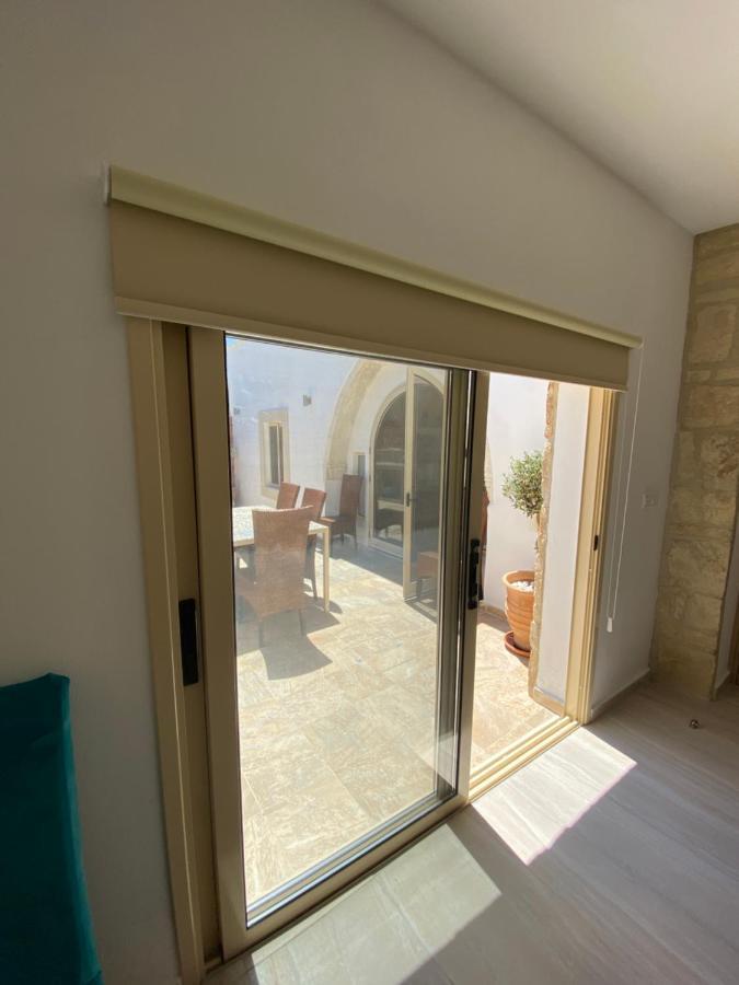 Villa Caerus Paphos Extérieur photo