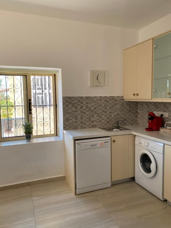 Villa Caerus Paphos Extérieur photo