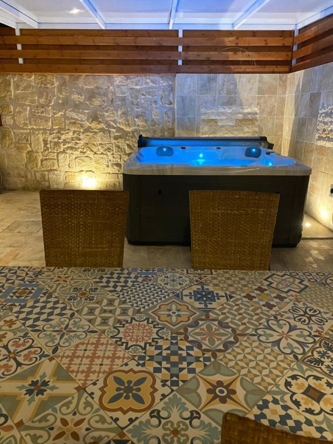 Villa Caerus Paphos Extérieur photo
